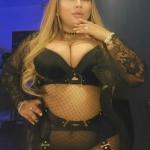 Dilara 30, geil & lieb. Angebote sie-sucht-ihn