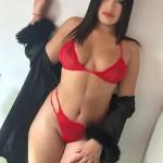 Sandra, rassige Sex-Fee von 22 Jahren ist gierig nach Sex.   Bild