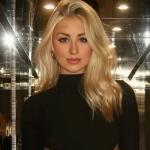 Evelina 24 Jahre alt, sinnlich und heiß. Angebote sie-sucht-ihn