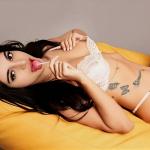 Barbie, 19 Jahre – Junge Energie und jugendlicher Charme. Bild