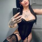 Hümeyra Ophelia, rassige Erotik-Darstellerin heizt dir ein, privat und diskret besuchbar. Angebote sie-sucht-ihn